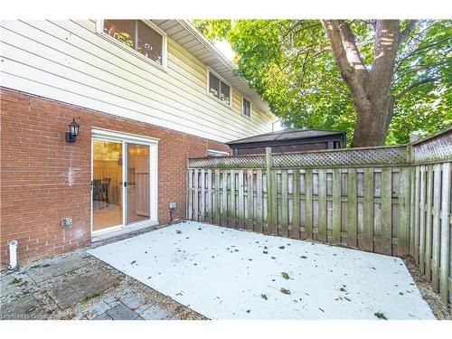 1-1116 Homewood Drive, Burlington, ON 