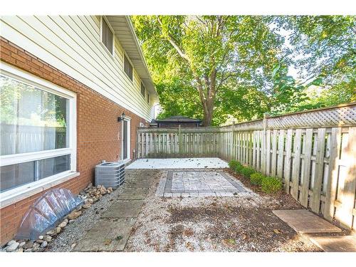 1-1116 Homewood Drive, Burlington, ON 