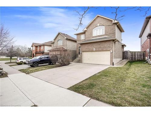 11 Meadow Wood Crescent, Stoney Creek, ON - Outdoor With Facade