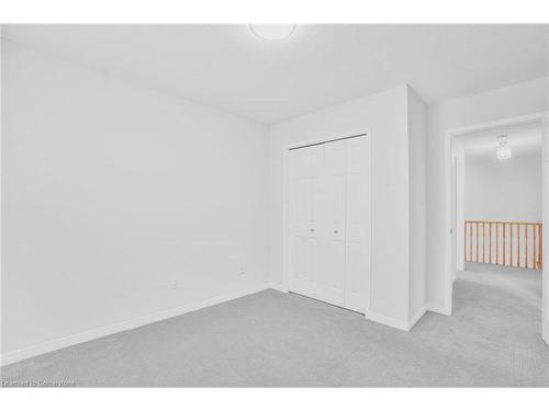 11 Meadow Wood Crescent, Stoney Creek, ON - Indoor Photo Showing Other Room