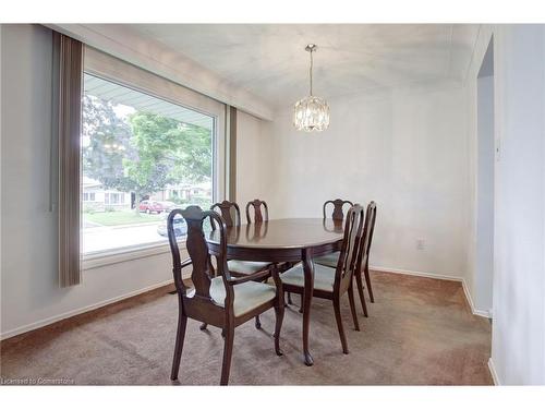 47 Jasmine Street, Hamilton, ON - Indoor Photo Showing Dining Room