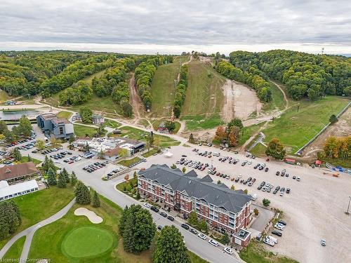 209-40 Horseshoe Boulevard, Barrie, ON - Outdoor With View