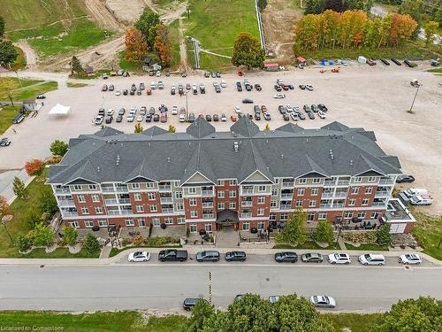 209-40 Horseshoe Boulevard, Barrie, ON - Outdoor With View