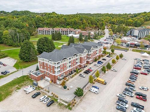 209-40 Horseshoe Boulevard, Barrie, ON - Outdoor With View