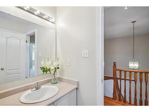 7 Millhouse Mews, Brampton, ON - Indoor Photo Showing Bathroom