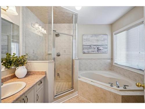 7 Millhouse Mews, Brampton, ON - Indoor Photo Showing Bathroom