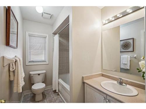 7 Millhouse Mews, Brampton, ON - Indoor Photo Showing Bathroom