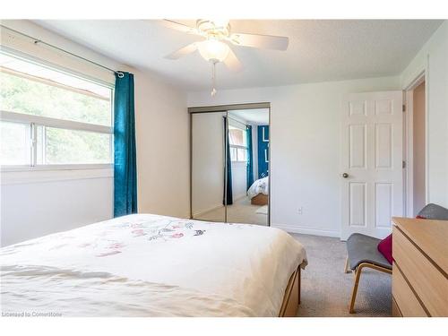 3-657 Francis Road, Burlington, ON - Indoor Photo Showing Bedroom