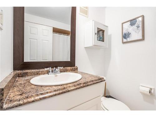 3-657 Francis Road, Burlington, ON - Indoor Photo Showing Bathroom