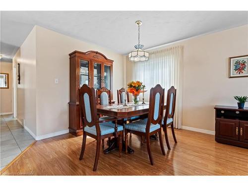 76 Braemar Avenue, Caledonia, ON - Indoor Photo Showing Dining Room