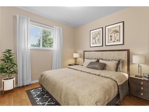 76 Braemar Avenue, Caledonia, ON - Indoor Photo Showing Bedroom