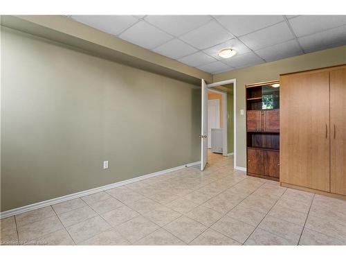 76 Braemar Avenue, Caledonia, ON - Indoor Photo Showing Other Room