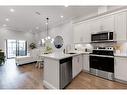 108-30 Hamilton Street S, Waterdown, ON  - Indoor Photo Showing Kitchen With Upgraded Kitchen 