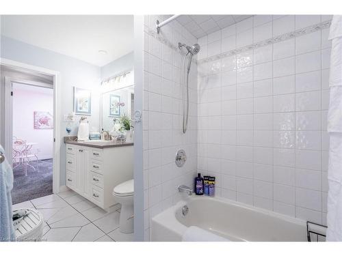 63 Forestgate Drive, Hamilton, ON - Indoor Photo Showing Bathroom