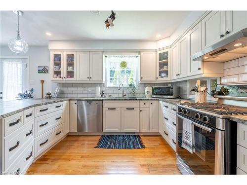 63 Forestgate Drive, Hamilton, ON - Indoor Photo Showing Kitchen With Stainless Steel Kitchen With Upgraded Kitchen