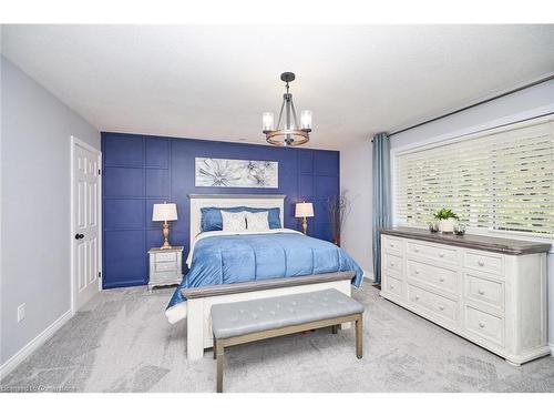 64 Millbridge Crescent, Fonthill, ON - Indoor Photo Showing Bedroom