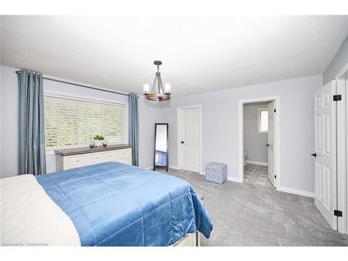 64 Millbridge Crescent, Fonthill, ON - Indoor Photo Showing Bedroom