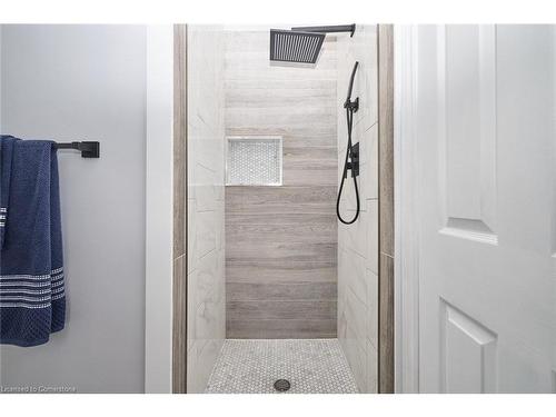 64 Millbridge Crescent, Fonthill, ON - Indoor Photo Showing Bathroom