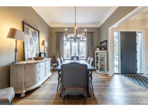 1068 Wyatt Road, Hamilton, ON - Indoor Photo Showing Dining Room