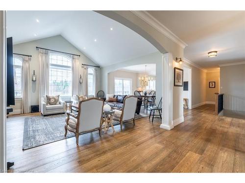 1068 Wyatt Road, Hamilton, ON - Indoor Photo Showing Dining Room