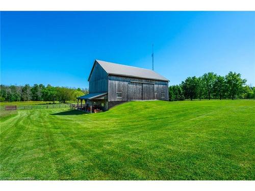 1068 Wyatt Road, Hamilton, ON - Indoor Photo Showing Other Room