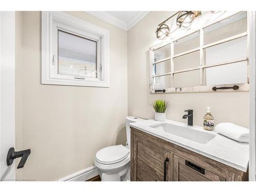 4316 Derry Road, Burlington, ON - Indoor Photo Showing Bathroom