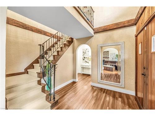 4316 Derry Road, Burlington, ON - Indoor Photo Showing Other Room