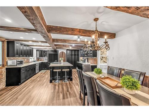 4316 Derry Road, Burlington, ON - Indoor Photo Showing Dining Room