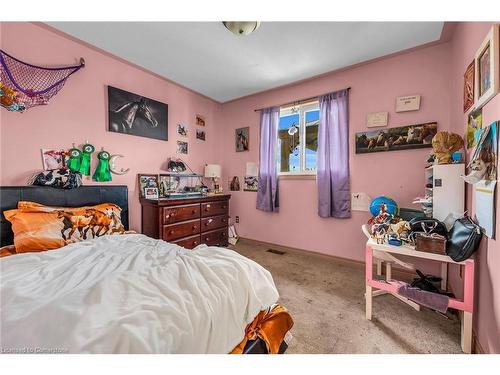 10 Leslie Street, Jarvis, ON - Indoor Photo Showing Bedroom