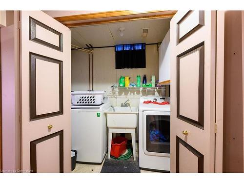 10 Leslie Street, Jarvis, ON - Indoor Photo Showing Laundry Room