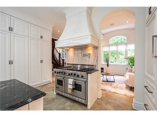 115 Rosemary Lane, Ancaster, ON - Indoor Photo Showing Kitchen