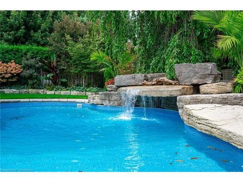 115 Rosemary Lane, Ancaster, ON - Outdoor With In Ground Pool With Backyard