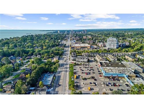 559 Lakeshore Road E, Mississauga, ON 