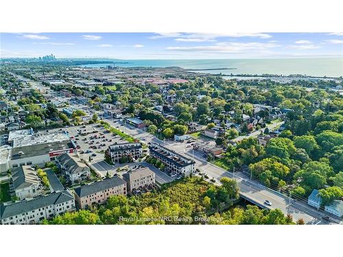 559 Lakeshore Road E, Mississauga, ON 