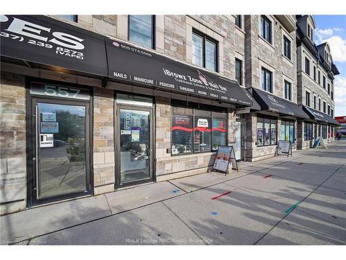 559 Lakeshore Road E, Mississauga, ON 