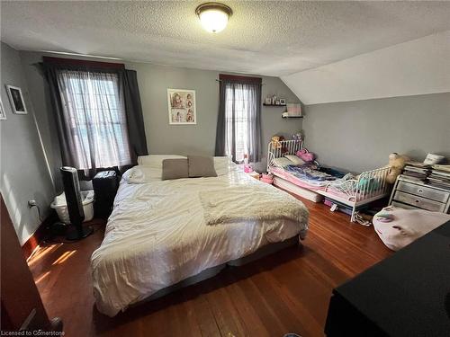 2689 Northshore Drive, Dunnville, ON - Indoor Photo Showing Bedroom