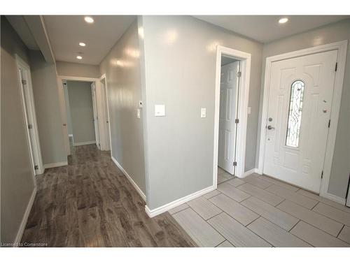 11 Woodman Drive, Brantford, ON - Indoor Photo Showing Other Room