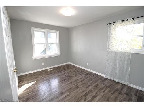 11 Woodman Drive, Brantford, ON - Indoor Photo Showing Other Room