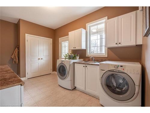 5 Maryheather Crescent, Flamborough, ON - Indoor Photo Showing Laundry Room