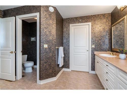 5 Maryheather Crescent, Flamborough, ON - Indoor Photo Showing Bathroom