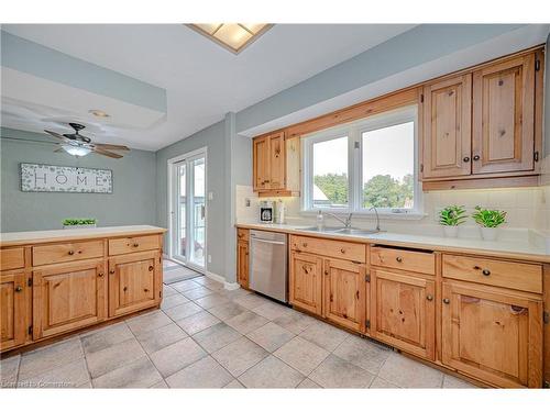 900 Beeforth Road, Millgrove, ON - Indoor Photo Showing Kitchen With Double Sink