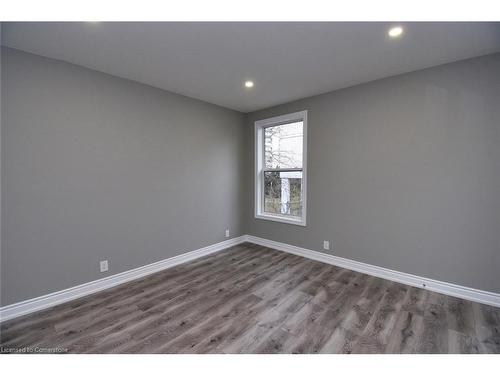 2-98 Duke Street, Hamilton, ON - Indoor Photo Showing Other Room