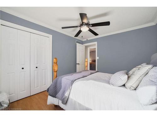 14 Jacqueline Boulevard, Hamilton, ON - Indoor Photo Showing Bedroom