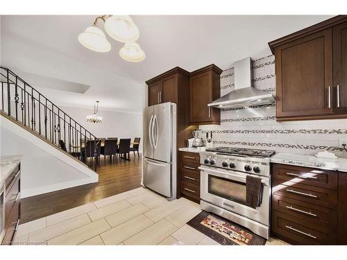 14 Jacqueline Boulevard, Hamilton, ON - Indoor Photo Showing Kitchen With Stainless Steel Kitchen