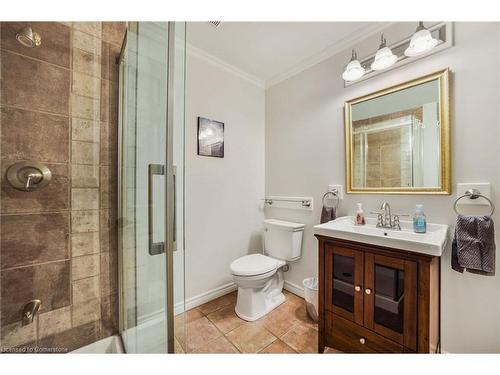 14 Jacqueline Boulevard, Hamilton, ON - Indoor Photo Showing Bathroom