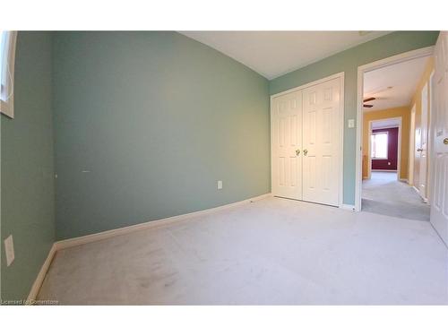 1817 Creek Way, Burlington, ON - Indoor Photo Showing Other Room