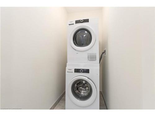 524-600 North Service Road, Stoney Creek, ON - Indoor Photo Showing Laundry Room