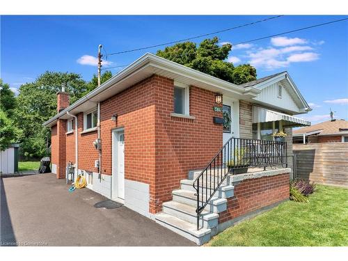 584 East 27Th Street, Hamilton, ON 