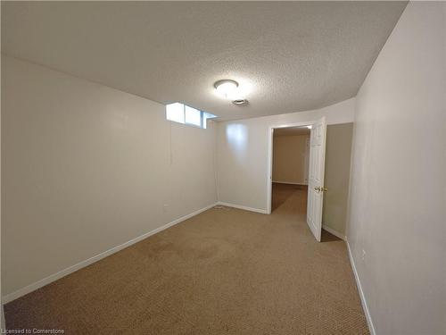 2-40 Rutledge Court, Hamilton, ON - Indoor Photo Showing Other Room