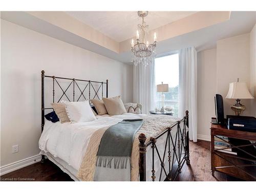 304-1477 Lakeshore Road, Burlington, ON - Indoor Photo Showing Bedroom